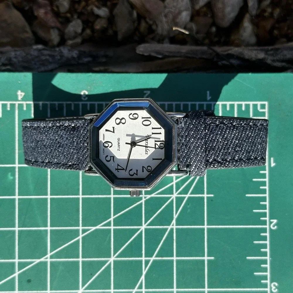 Varsales Octagon Quartz Watch Womens OS Blue Denim‎ Strap Silver D1480-5 Good